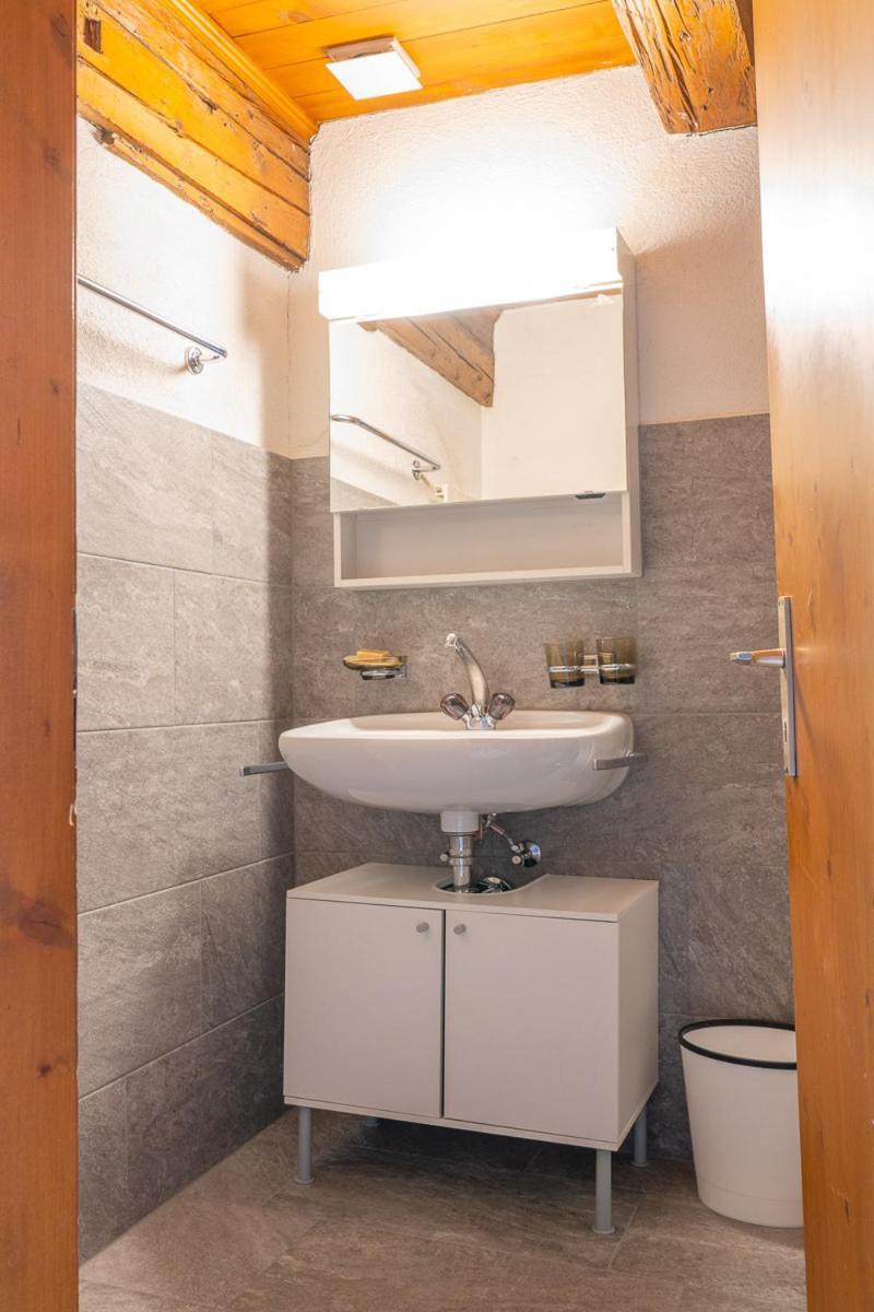 Chrona Bed & Breakfast Jenaz Стая снимка