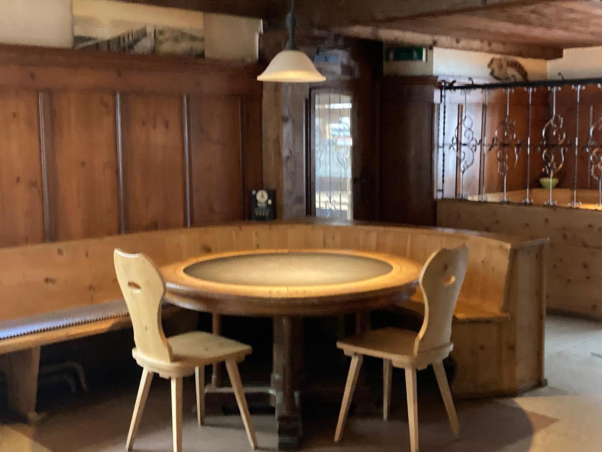 Chrona Bed & Breakfast Jenaz Екстериор снимка